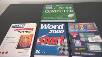 Oude computer boeken beschikbaar voor biedingen