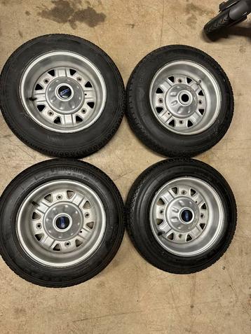 Fiat 500 Oldtimer set velgen CMR Borrani 4,5j x 12” beschikbaar voor biedingen