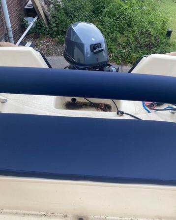 SLOEPKUSSENS OP MAAT|BOOTKUSSENS HERSTOFFEREN|KUSSENS OPMAAT beschikbaar voor biedingen