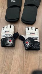 Karate handschoenen maat XS, Ophalen, Gebruikt, Maat XS of kleiner, Vechtsportbescherming