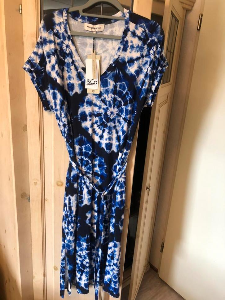 Nieuwe jurk Andcowoman maat L, Kleding | Dames, Jurken, Zo goed als nieuw, Maat 38/40 (M), Blauw, Ophalen of Verzenden