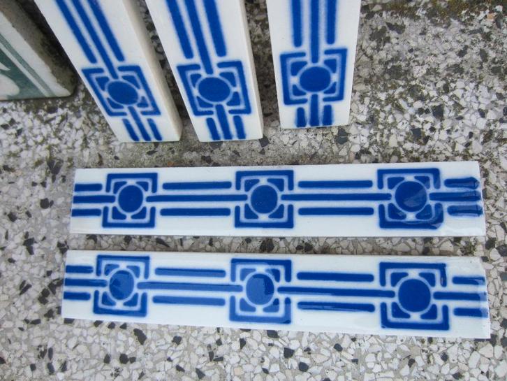 125 antieke tegelrandjes 15x2cm wit met blauw, new old stock, Antiek en Kunst, Antiek | Wandborden en Tegels, Ophalen of Verzenden