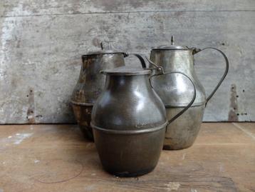 3 prachtige antieke drinkkannen, waterkannen frans beschikbaar voor biedingen