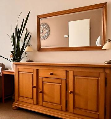 Houten Dressoir pathine met deuren en lade beschikbaar voor biedingen