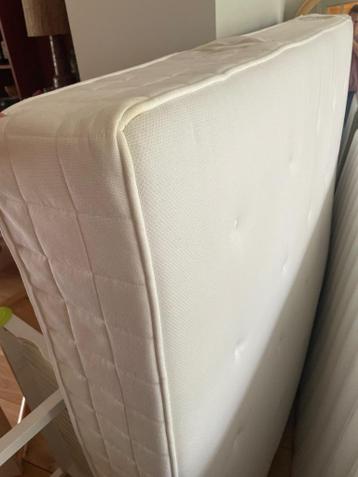 Tweepersoons bed IKEA - afbeelding 3