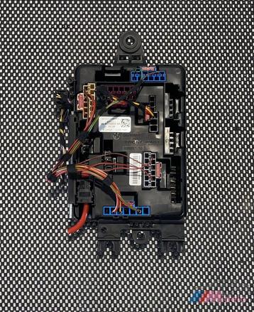BMW F20 ZEKERINGKAST 9389074-01 beschikbaar voor biedingen