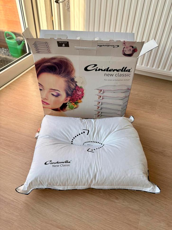 Cinderella New Classic Kussen - Nieuw in Doos!, Huis en Inrichting, Slaapkamer | Beddengoed, Nieuw, Kussen, Eenpersoons, Wit, Ophalen of Verzenden