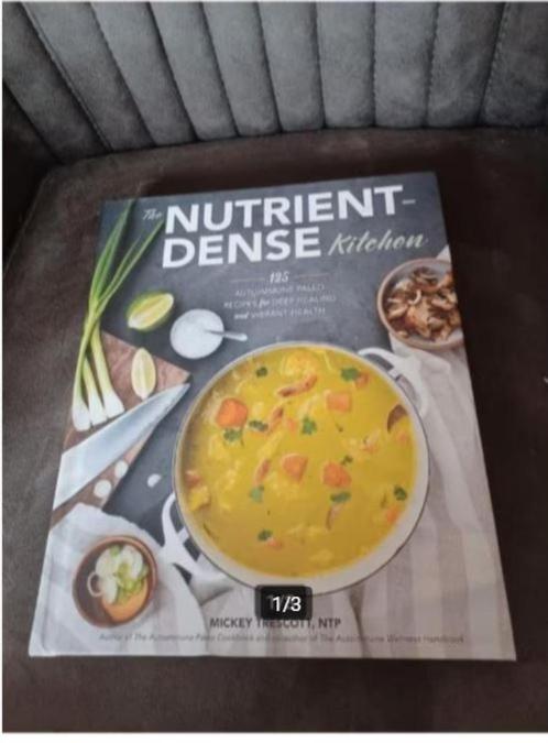 The Nutrient dense kitchen, Boeken, Kookboeken, Zo goed als nieuw, Ophalen of Verzenden