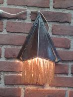 Art Deco gehamerd koperen wandlamp. Amsterdamse school., Huis en Inrichting, Lampen | Wandlampen, Ophalen, Gebruikt, Overige materialen