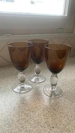 glazen op voet 3 stuks, Verzamelen, Glas en Borrelglaasjes, Ophalen of Verzenden, Zo goed als nieuw, Overige typen