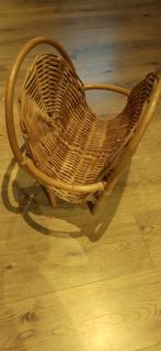 Rotan krantenbak, Ophalen, Zo goed als nieuw