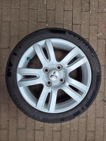 Mitsubishi velgen met Continental/Michelin banden 205/45 R16 beschikbaar voor biedingen