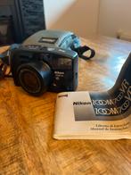 Nikon Zoom 700VR. Met toebehoren & ZGAN. Analoog., Audio, Tv en Foto, Fotocamera's Analoog, Ophalen of Verzenden, Zo goed als nieuw
