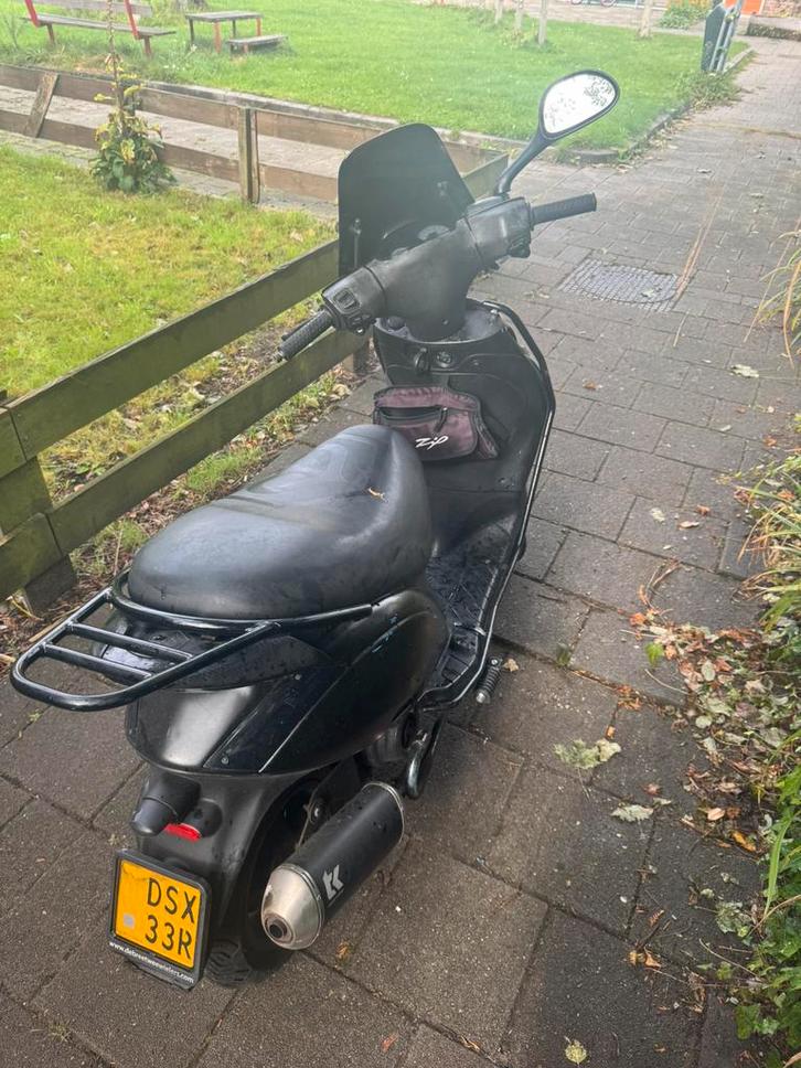Piaggio Zip 80cc 2016 – Opknapper, loopt en rijdt, Fietsen en Brommers, Snorfietsen en Snorscooters, Zo goed als nieuw, Piaggio