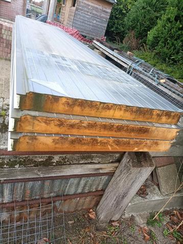 PIR Sandwichpanelen 10cm dik - Isolatie beschikbaar voor biedingen