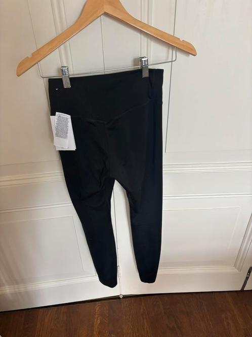 Nike zwarte sport legging, dri-fit strakke legging, XS/S, Kleding | Dames, Leggings, Maillots en Panty's, Nieuw, Legging, Maat 36/38 (S)