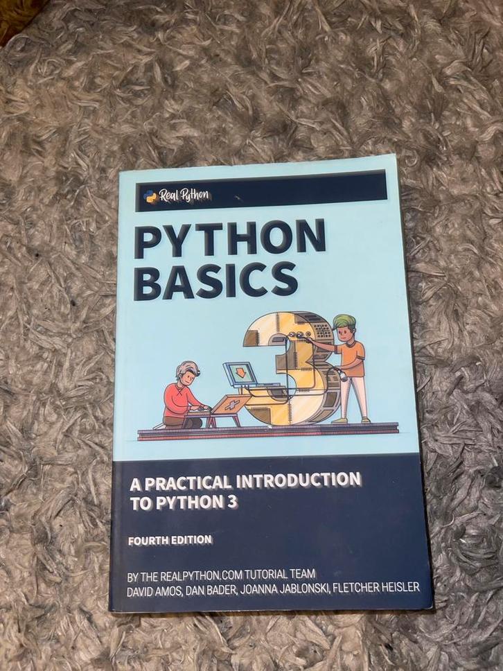 Python Basics: Een Praktische Introductie tot Python 3, Boeken, Informatica en Computer, Zo goed als nieuw, Programmeertaal of Theorie