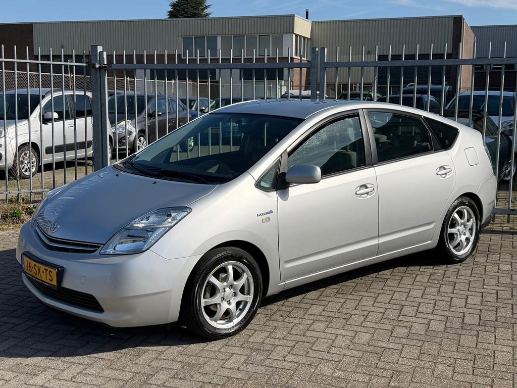 Toyota Prius 1.5 VVT-i Comfort Hybrid AUTOMAAT! NL AUTO NAP, Gebruikt, Zwart, 4 cilinders, 23 km/l