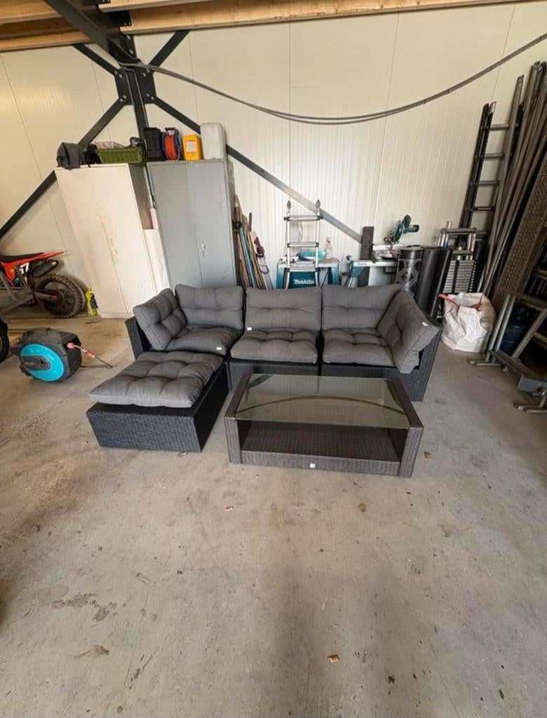 Comfortabel Wicker Tuinset met Glazen Tafel, Tuin en Terras, Tuinsets en Loungesets, 5 zitplaatsen, Gebruikt, Ophalen of Verzenden