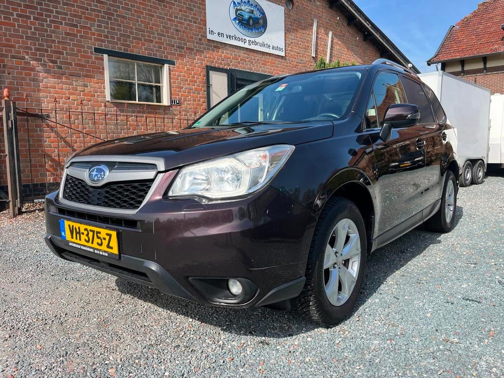 Subaru Forester 2.0 D Intro ( Airco + Stoelverwarming + Navi, Overige merken, Stof, Gebruikt, Zwart