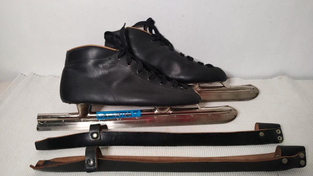 S478 Ving-Zandstra Lage Noren maat 43, geslepen, Sport en Fitness, Schaatsen, Zandstra, Ophalen of Verzenden, Joure, Onbekend