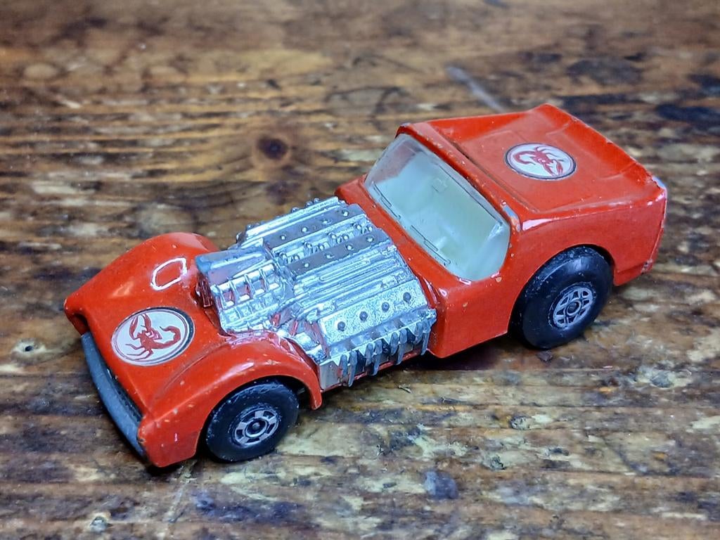 Matchbox road dragster scorpion, Hobby en Vrije tijd, Modelauto's | Overige schalen, Ophalen of Verzenden, Zo goed als nieuw