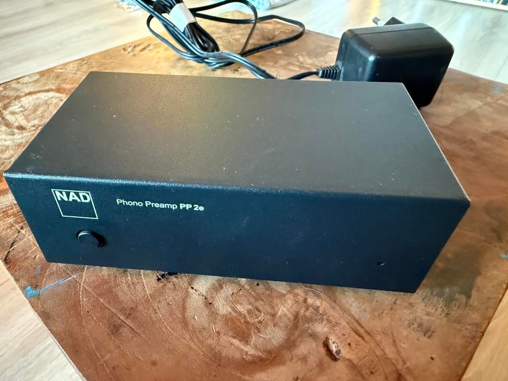 NAD Phono Preamp PP 2e - voorversterker voor platenspeler, Overige merken, Ophalen of Verzenden, Zo goed als nieuw, Minder dan 60 watt
