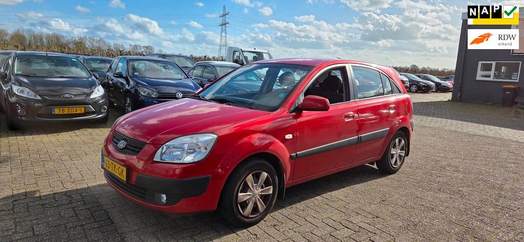 Kia Rio 1.4 X-tra Airco Apk 10-2026, Auto's, Voorwielaandrijving, 4 cilinders, 1054 kg, 49 €/maand
