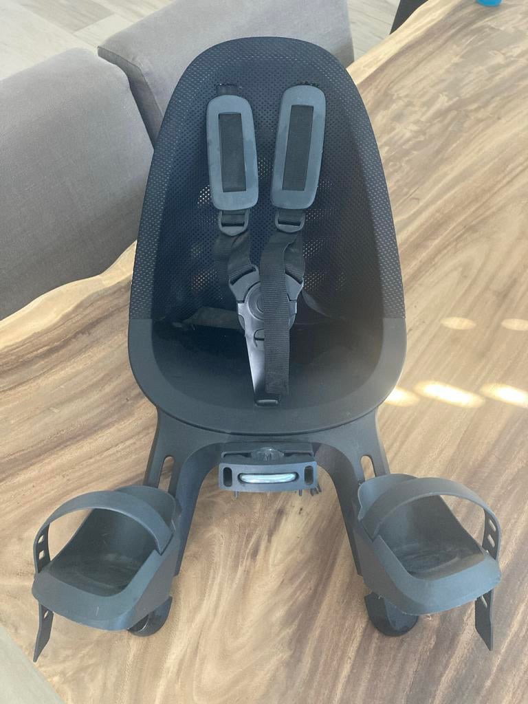 Qibbel Air Voorzitje Zwart incl. Bevestiging, Ophalen, Voetsteuntjes, Zo goed als nieuw, Voorzitje