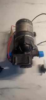 Waterpomp 12V voor camper, caravan of boot - FloKing, Ophalen of Verzenden, Gebruikt
