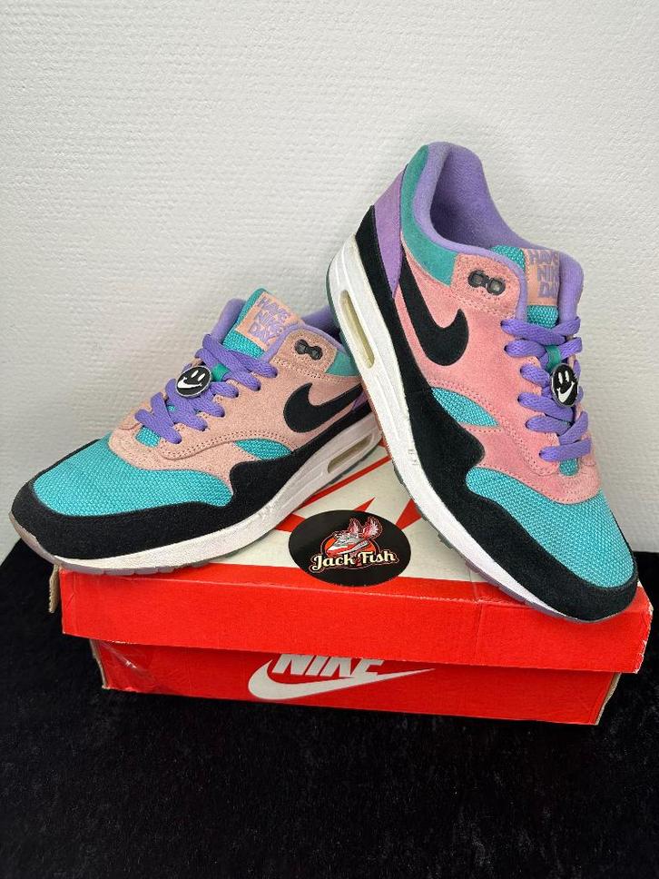 Nike air Max 1 Have a nike day - size 42, Kleding | Heren, Schoenen, Gedragen, Sneakers of Gympen, Overige kleuren, Ophalen of Verzenden