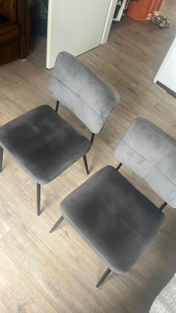 2 stoelen - grijs, Huis en Inrichting, Stoelen, Twee, Ophalen of Verzenden, Zo goed als nieuw, Stof