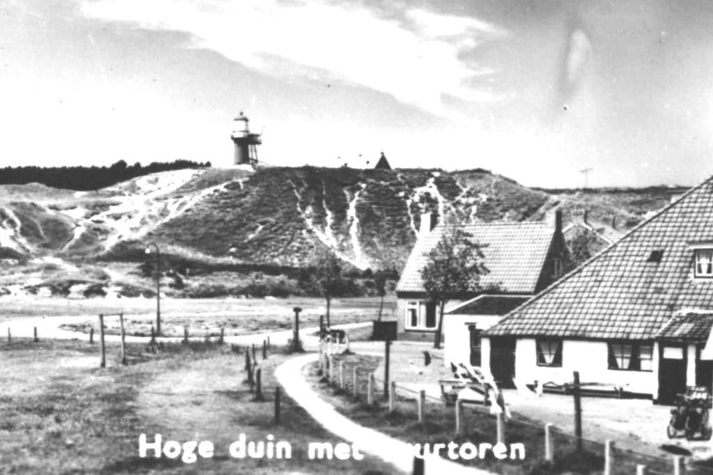 967186 Vlieland 1968 Veerboot Gelopen met zegel, Verzamelen, Ansichtkaarten | Nederland, Ophalen of Verzenden, 1960 tot 1980, Gelopen