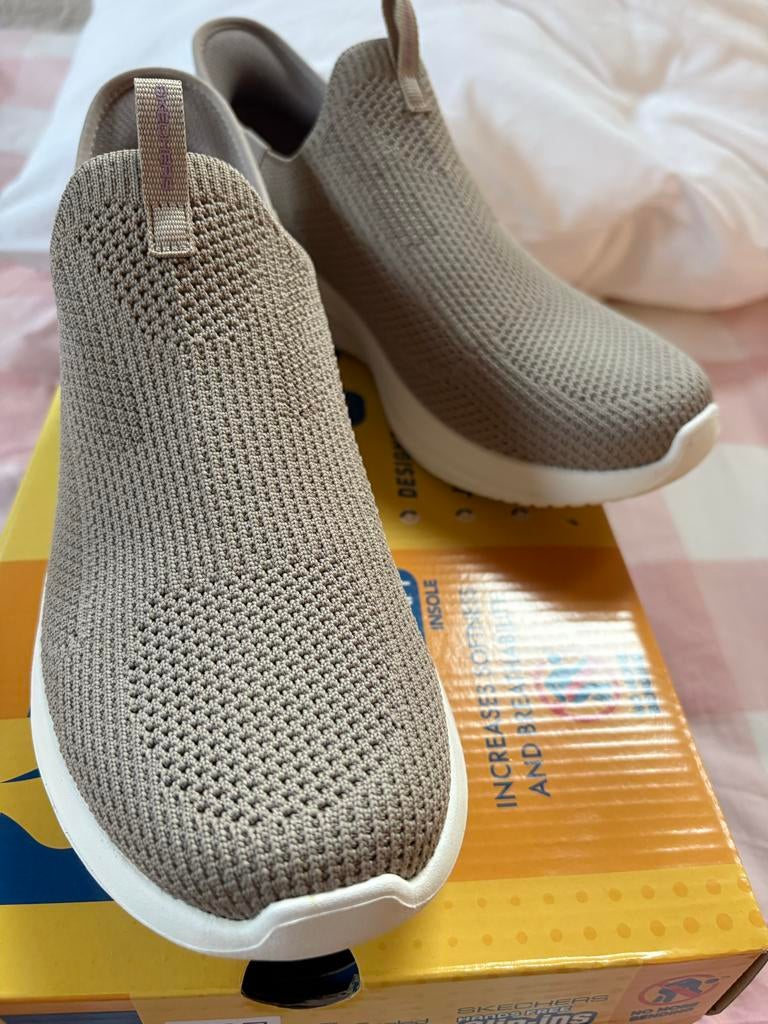 Skechers Slip-ins Air-Cooled Memory Foam dames schoenen, Kleding | Dames, Schoenen, Ophalen of Verzenden, Nieuw, Beige, Instappers