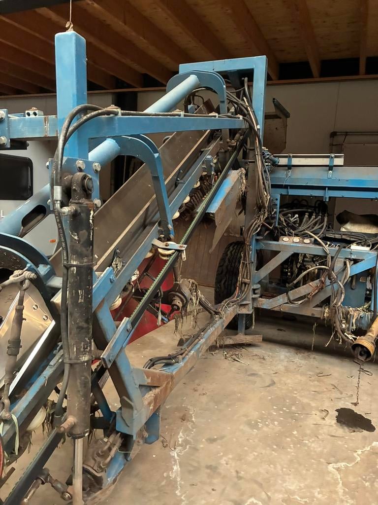 Asalift, zelf vullende prei rooier, Zakelijke goederen, Agrarisch | Werktuigen, Ophalen, Van gennip, Info@vangrnnipgroententeelt.nl