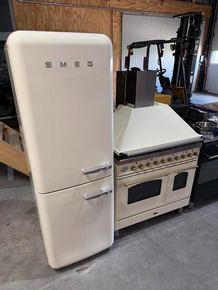 Smeg Koelkast met Vriezer met bijpassende boretti fornuis, Witgoed en Apparatuur, Fornuizen, Zo goed als nieuw, Vrijstaand, Gas