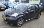 Toyota Aygo 1.0-12V Comfort, Voorwielaandrijving, Gebruikt, 4 stoelen, Origineel Nederlands