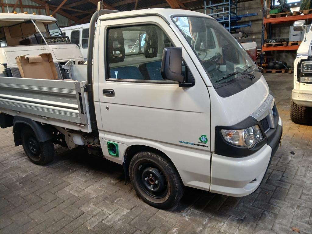 Piaggio Porter Electric 2011, Auto's, Bestelauto's, Particulier, Piaggio, Elektrisch, Handgeschakeld, Origineel Nederlands, Achterwielaandrijving