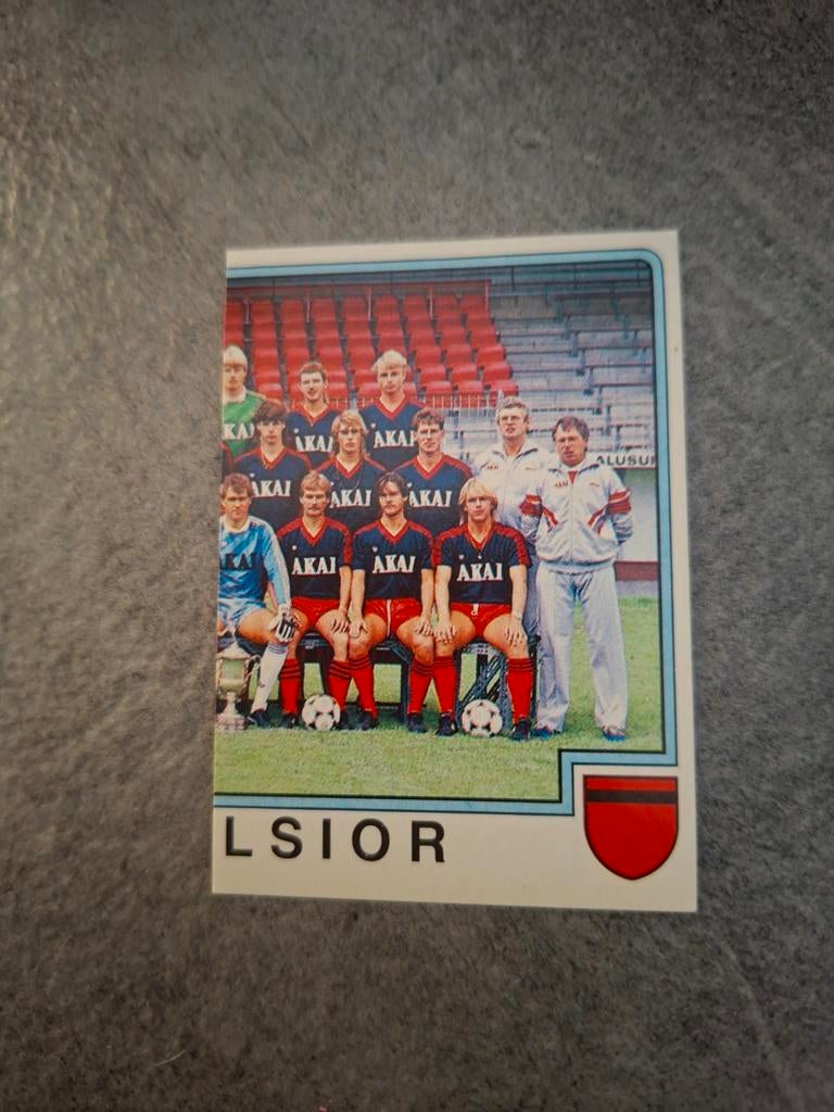 Panini sticker Voetbal 86. Deel teamfoto Excelsior., Verzenden, Zo goed als nieuw, Sticker
