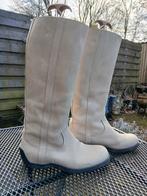 Beige laarzen, Ophalen of Verzenden, Zo goed als nieuw, Beige, Hoge laarzen