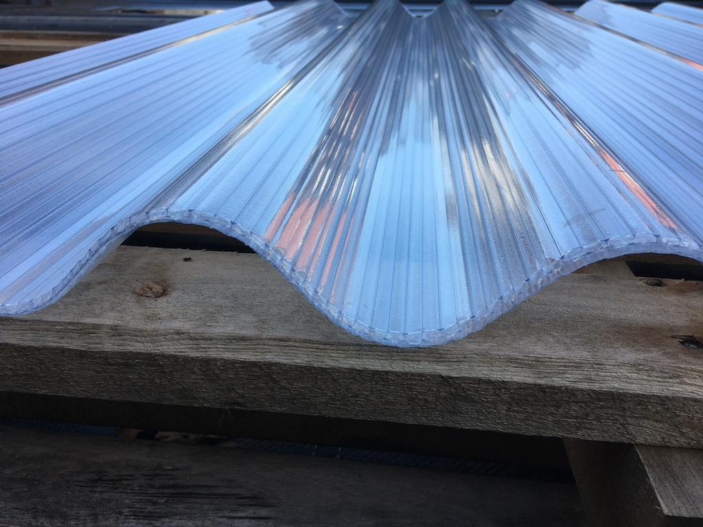 Golfplaten lichtdoorlatend polycarbonaat drie wandig nieuw, Kunststof, Overige kleuren, Nieuw, Ophalen of Verzenden