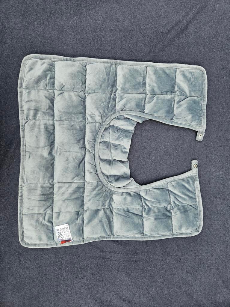 Verzwaringsnekkussen, Lucovitaal, Ophalen of Verzenden, Zo goed als nieuw