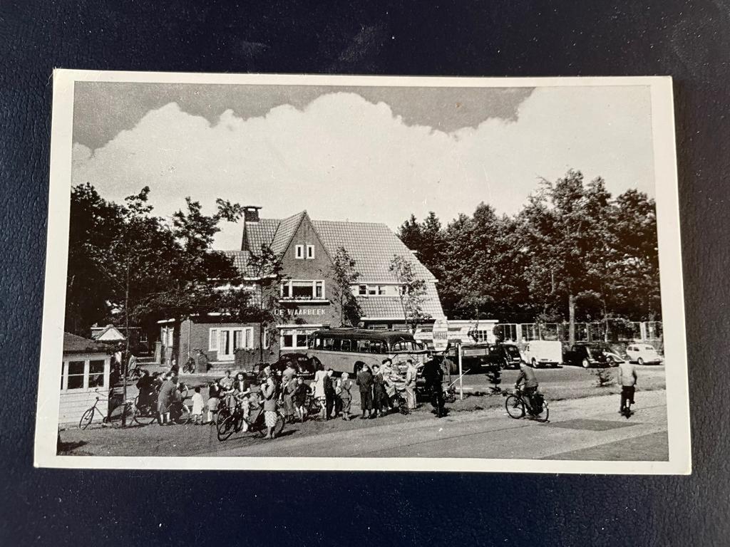 ansichtkaart van Hengelo ; hotel-restaurant De Waarbeek., Verzenden, 1940 tot 1960, Overijssel