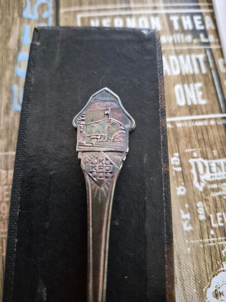 Vintage verzamellepel met gebouwdecoratie, Ophalen of Verzenden