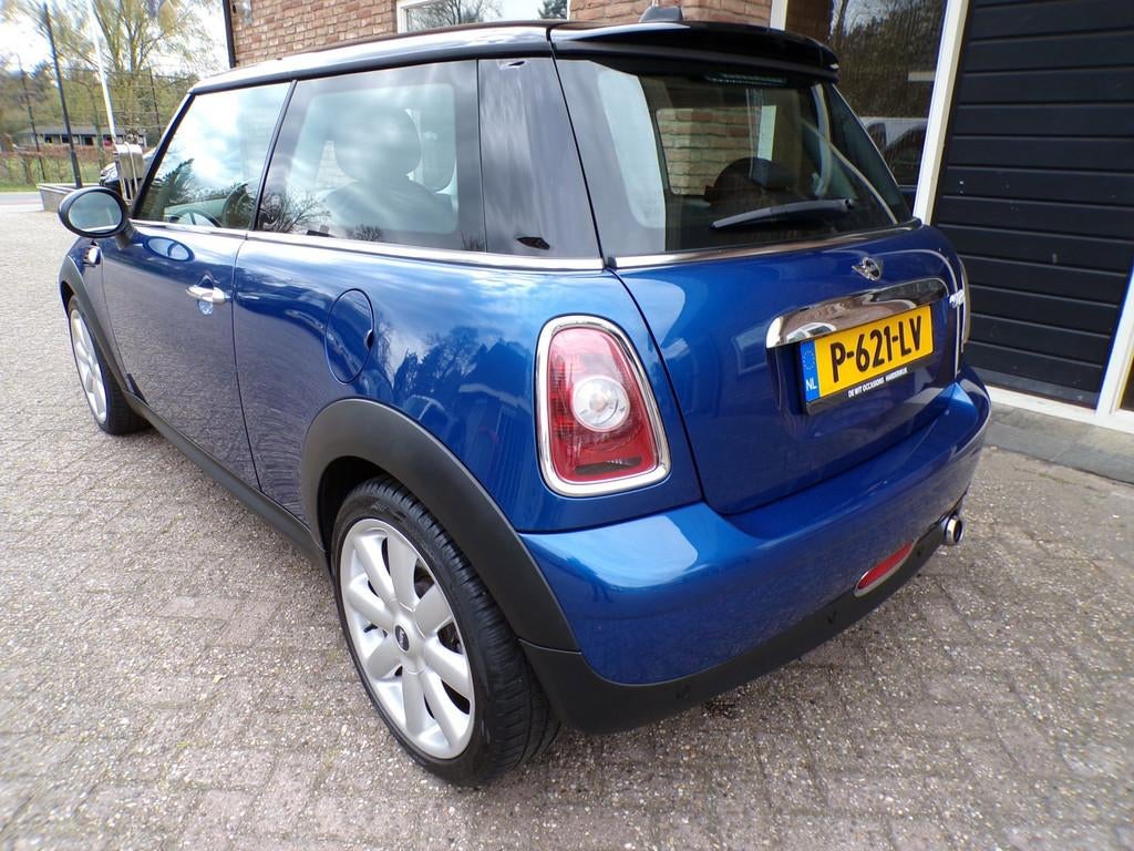 Mini Mini 1.6 Cooper Half Leder / Navi, Auto's, Mini, Voorwielaandrijving, Gebruikt, 4 cilinders, Leder en Stof