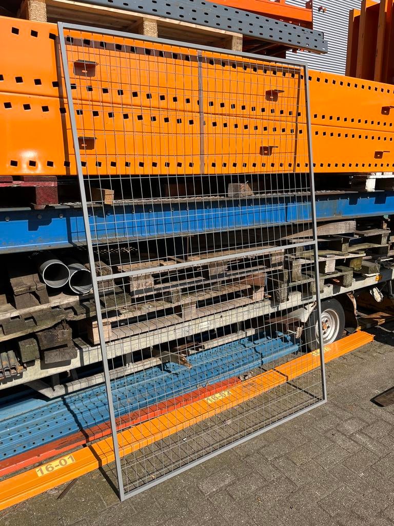 Hekwerk bench dierenverblijf lichte hekken gaaspanelen 3x ️, Ophalen