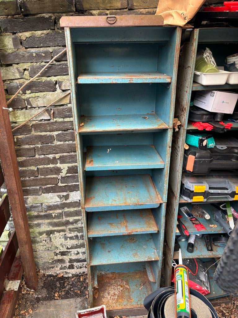 Vintage metalen stellingkast - 150x40x26cm, Ophalen of Verzenden, Gebruikt