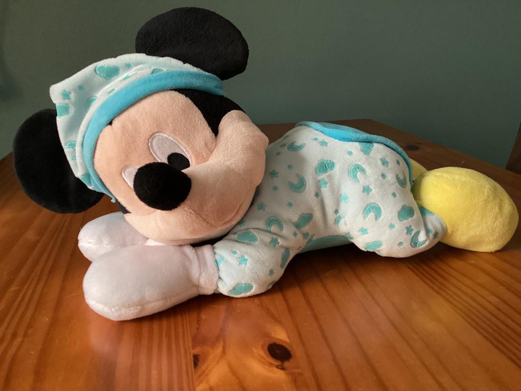 Disney Mickey Mouse Glow in the Dark 33cm,zie foto’s/Ophalen, Kinderen en Baby's, Speelgoed | Knuffels en Pluche, Ophalen, Zo goed als nieuw