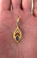 925 zilver. Vergulde zilveren kettinghanger met labradoriet, Overige voorstellingen, Verzenden, Nieuw, Met edelsteen