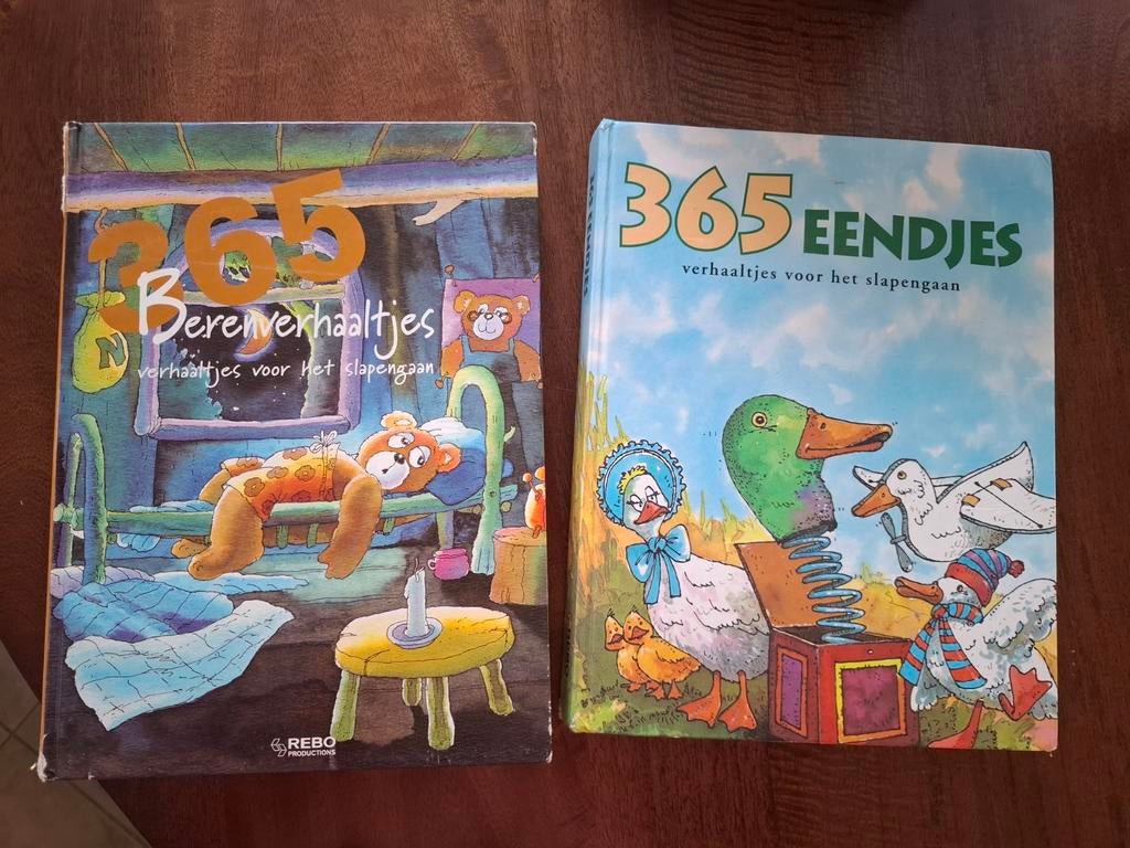 Gratis 2x 365 verhaaltjes boeken, Ophalen, Gelezen, W. Bakker